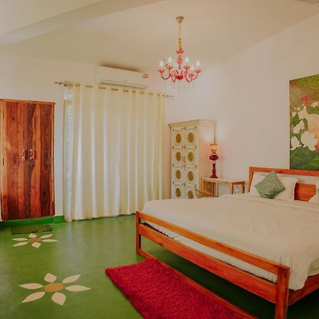 The Singing Tree Hotel Old Goa Exterior photo