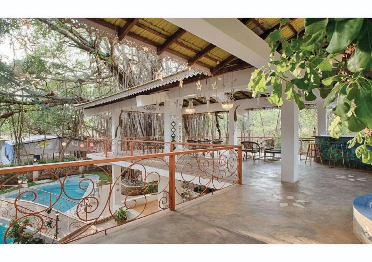The Singing Tree Hotel Old Goa Exterior photo